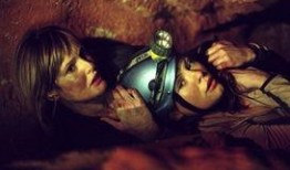 黑暗侵袭在线观看,惊悚深海的生存挑战