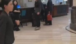 插队事件爆料视频播放大全,全民围观社会现象引发热议