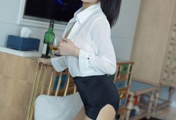 欲孽狐仙在线观看,穿越时空的奇幻之旅